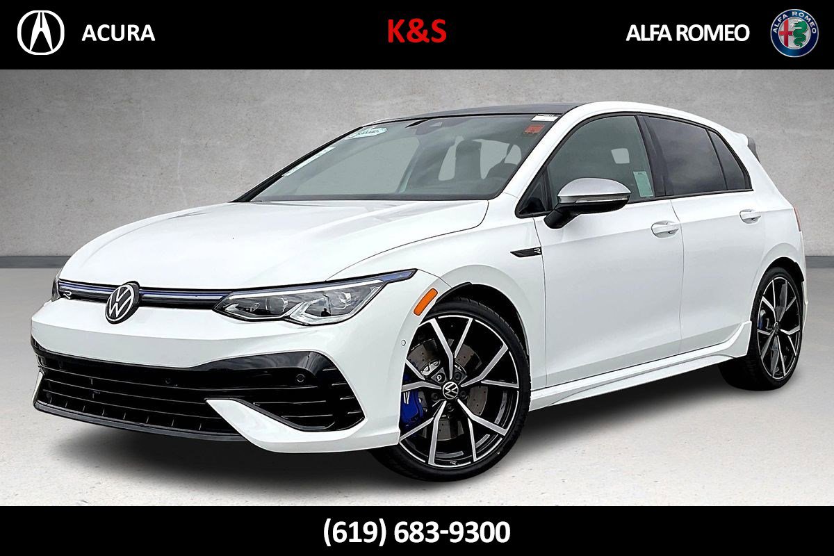 Used 2024 Volkswagen Golf R image 1