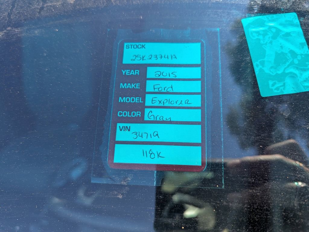 Used 2015 Ford Explorer XLT w/ Equipment Group 202B image 9