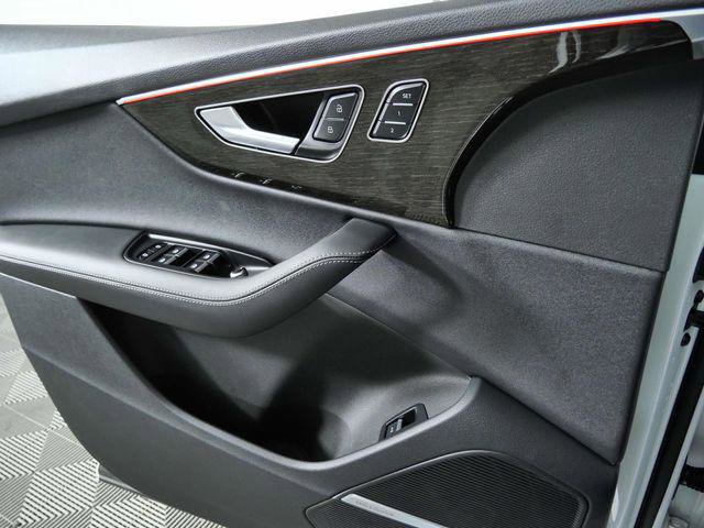 Used 2025 Audi Q7 2.0T Premium Plus w/ Premium Plus Package image 25