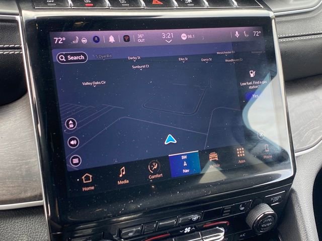 Used 2023 Jeep Grand Cherokee Limited image 10