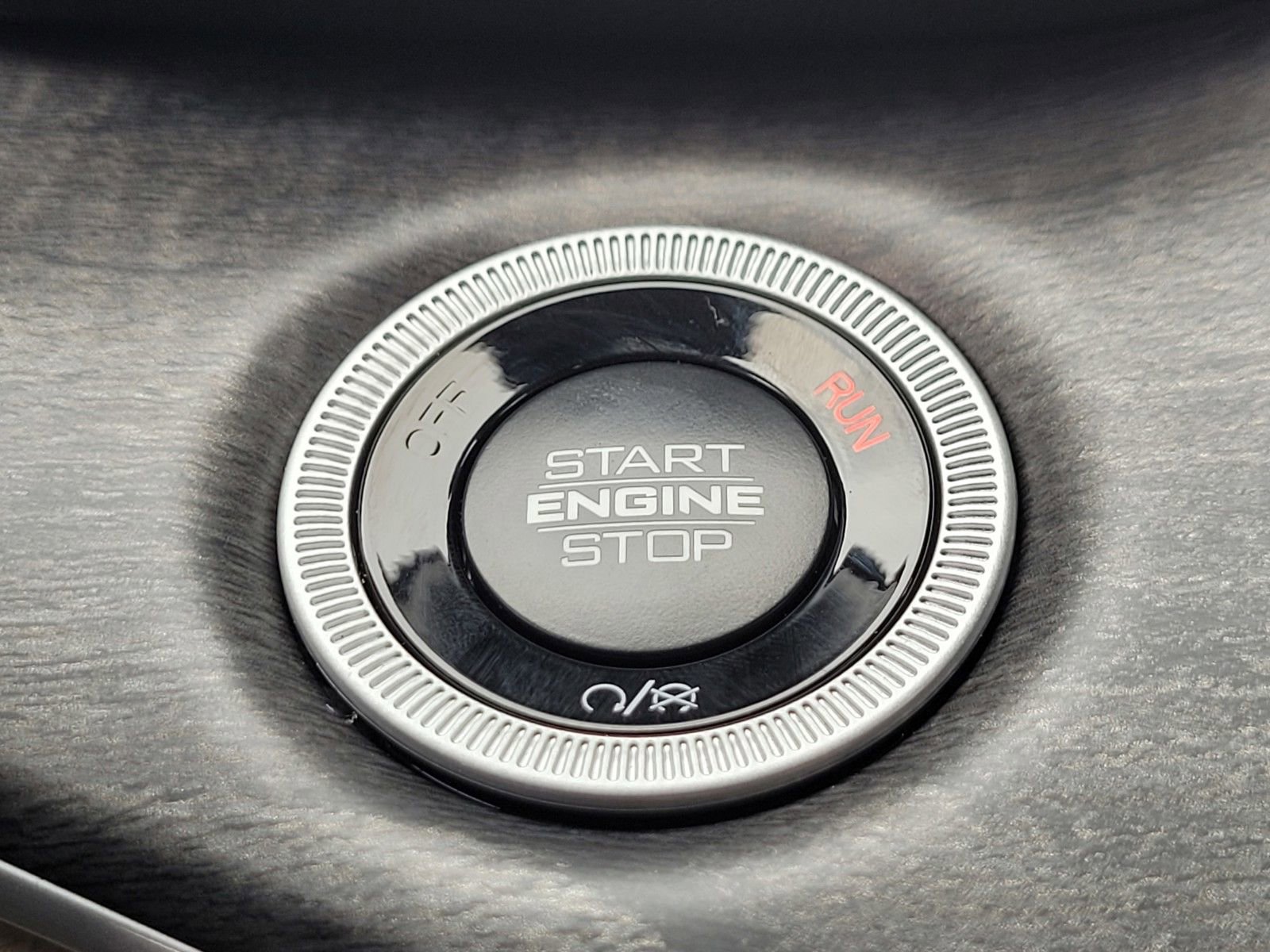 New 2025 Jeep Grand Cherokee Limited w/ Luxury Tech Group II image 25