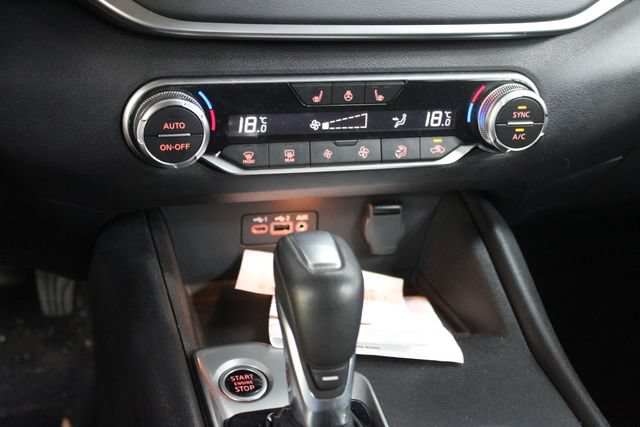 Used 2019 Nissan Altima 2.5 SV AWD/4WD image 18