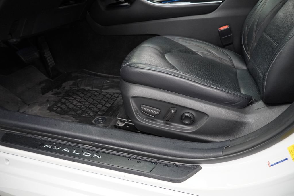 Used 2021 Toyota Avalon Limited w/ Advanced Safety Package FWD image 45