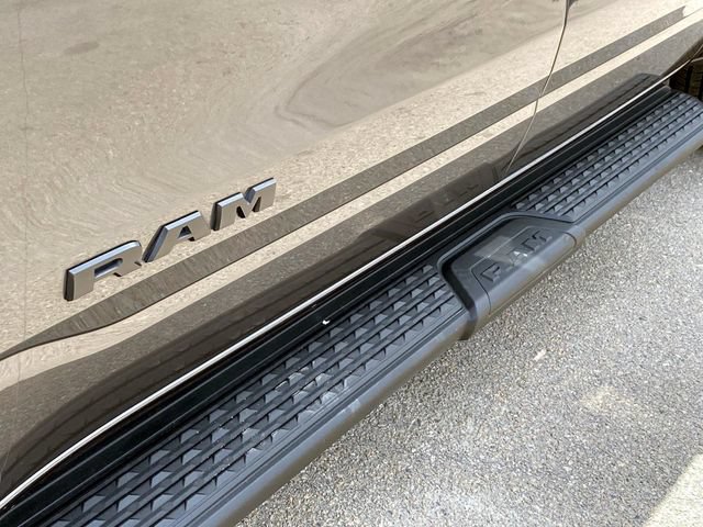 Used 2021 RAM 1500 Laramie AWD/4WD image 13