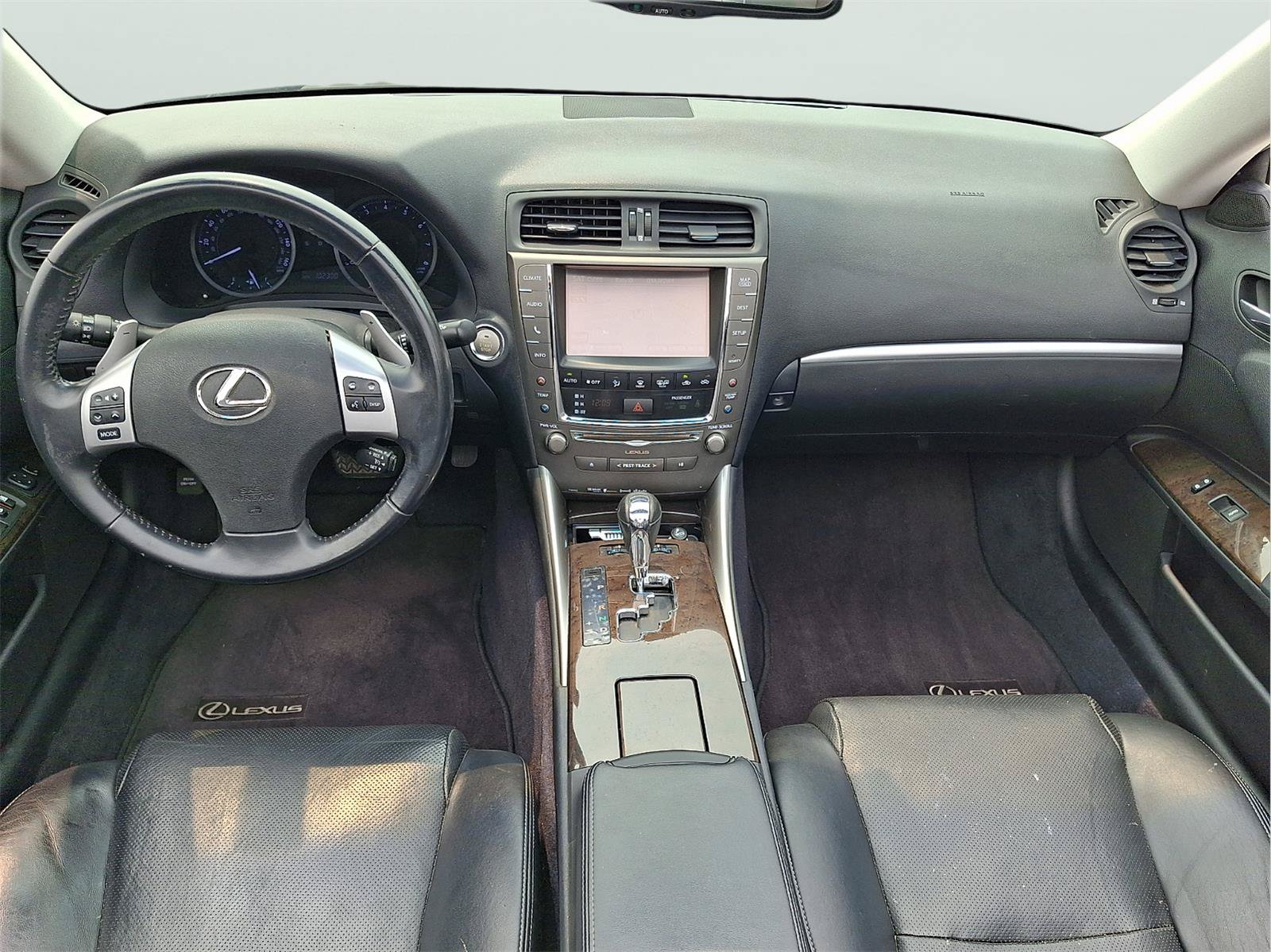 Used 2013 Lexus IS 250C RWD image 9
