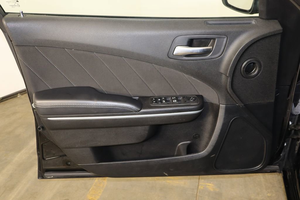Used 2022 Dodge Charger SXT image 20