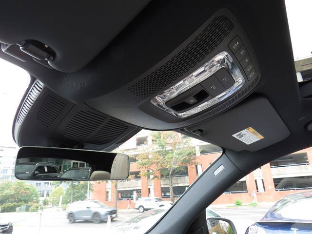 Used 2025 Mercedes-Benz GLS 450 4MATIC image 19