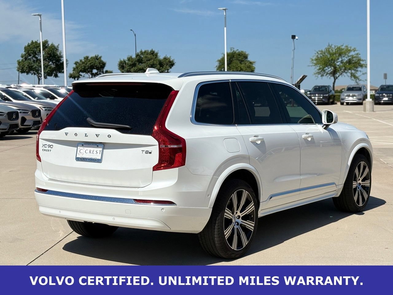 Certified 2025 Volvo XC90 T8 Ultra w/ Protection Package Premier AWD/4WD image 7