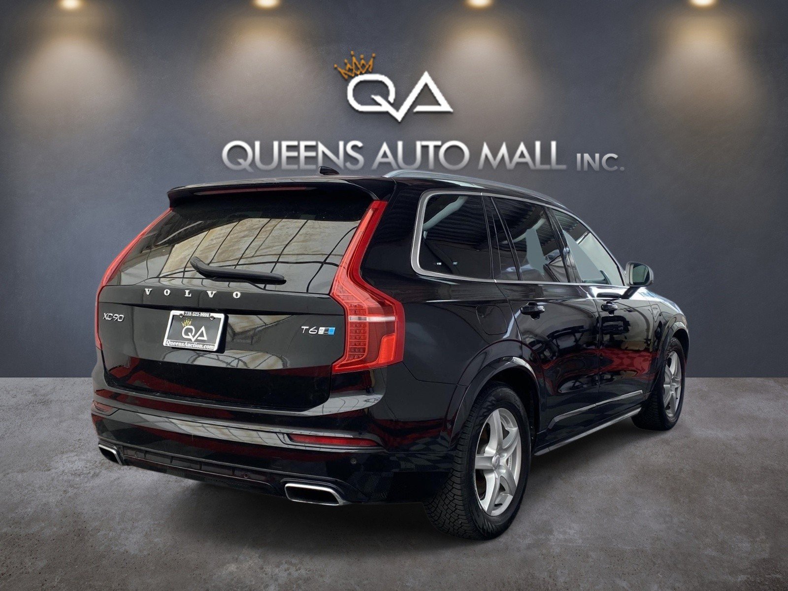 Used 2019 Volvo XC90 T6 R-Design w/ Advanced Package AWD/4WD image 6