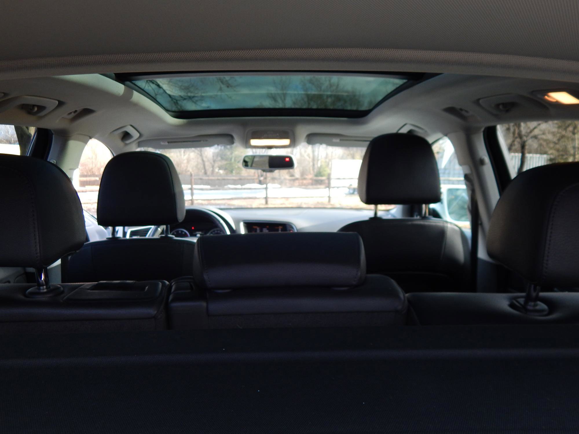 Used 2017 Audi Q5 2.0T Premium Plus w/ Technology Package image 16