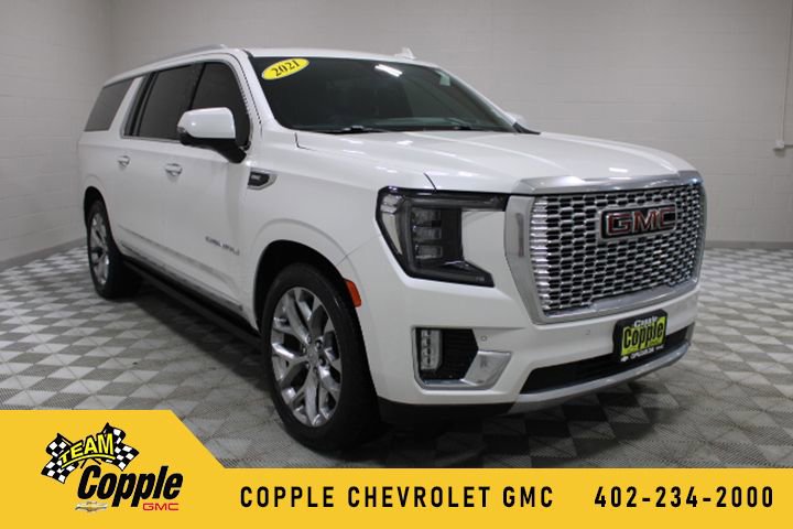Used 2021 GMC Yukon XL Denali w/ Denali Ultimate Package image 1