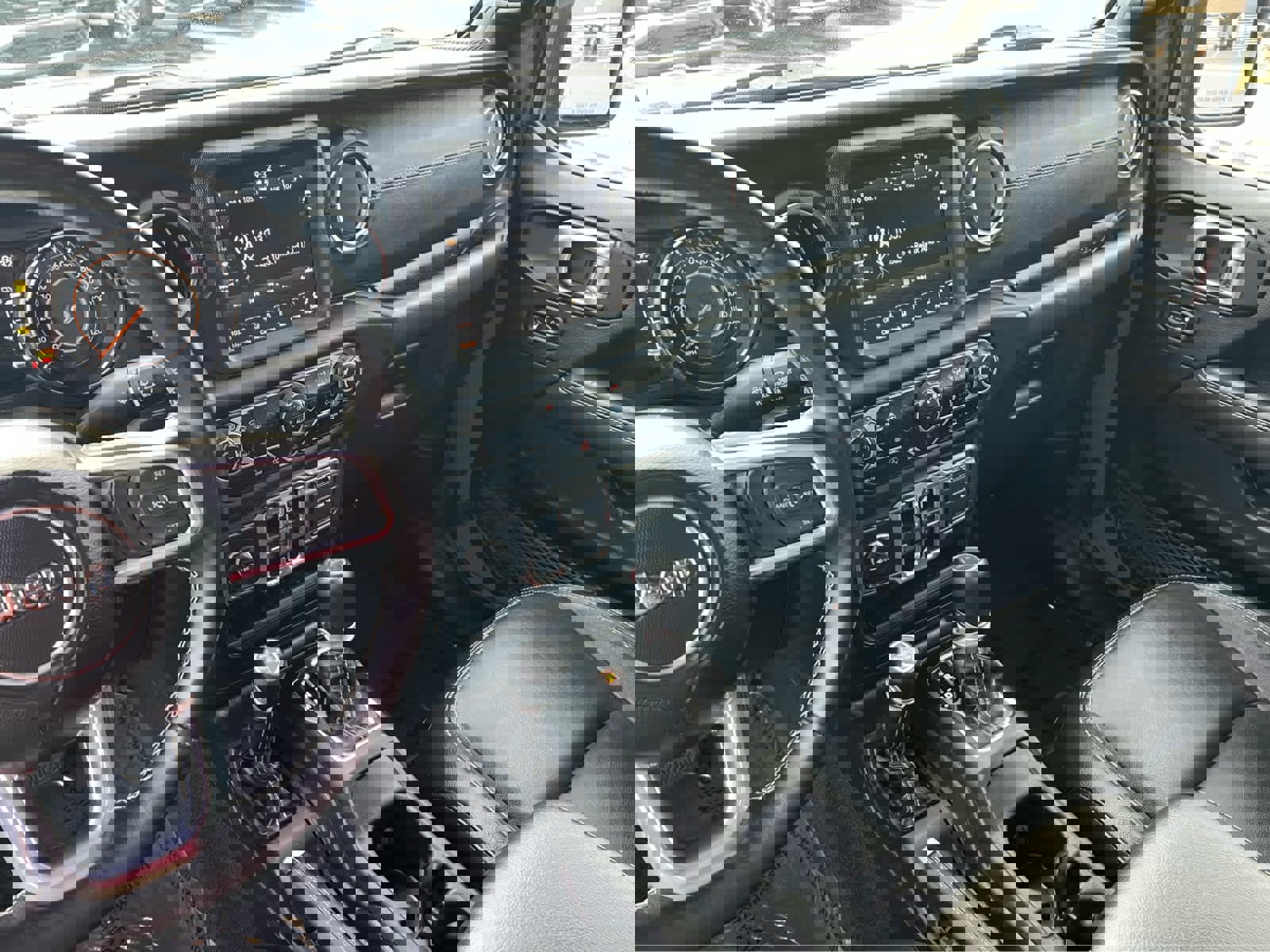 Used 2021 Jeep Gladiator Overland w/ Popular Equipment Package image 36