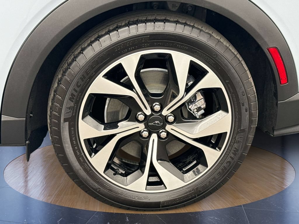 Certified 2025 Ford Mustang Mach-E Select RWD image 33