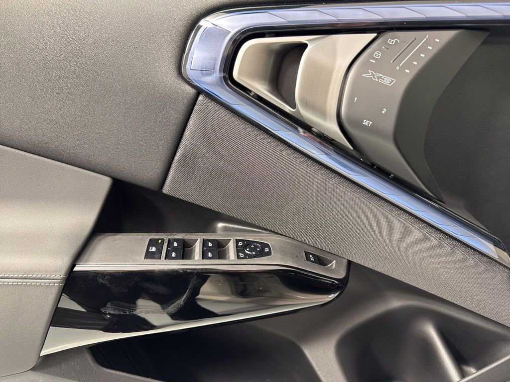 New 2026 BMW X3 xDrive30 w/ Premium Package image 13