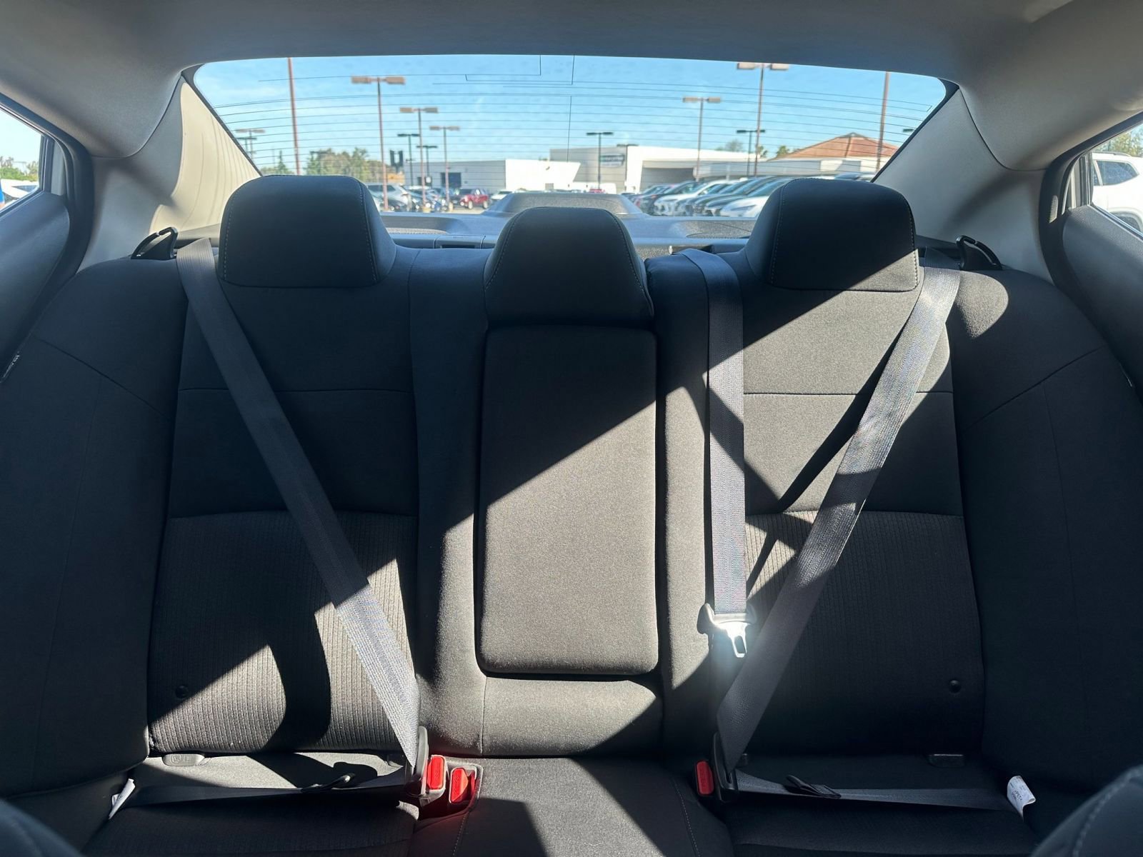 Used 2025 Nissan Altima 2.5 SV image 39