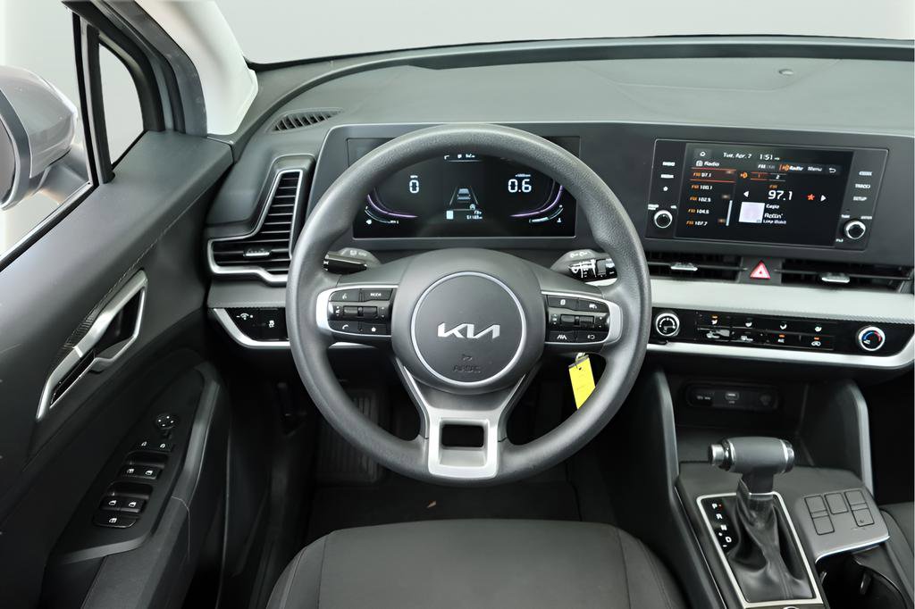 Used 2024 Kia Sportage LX image 21