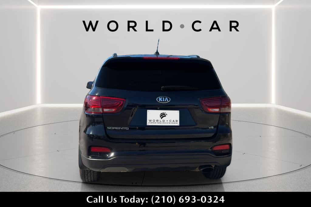 Used 2019 Kia Sorento S image 5