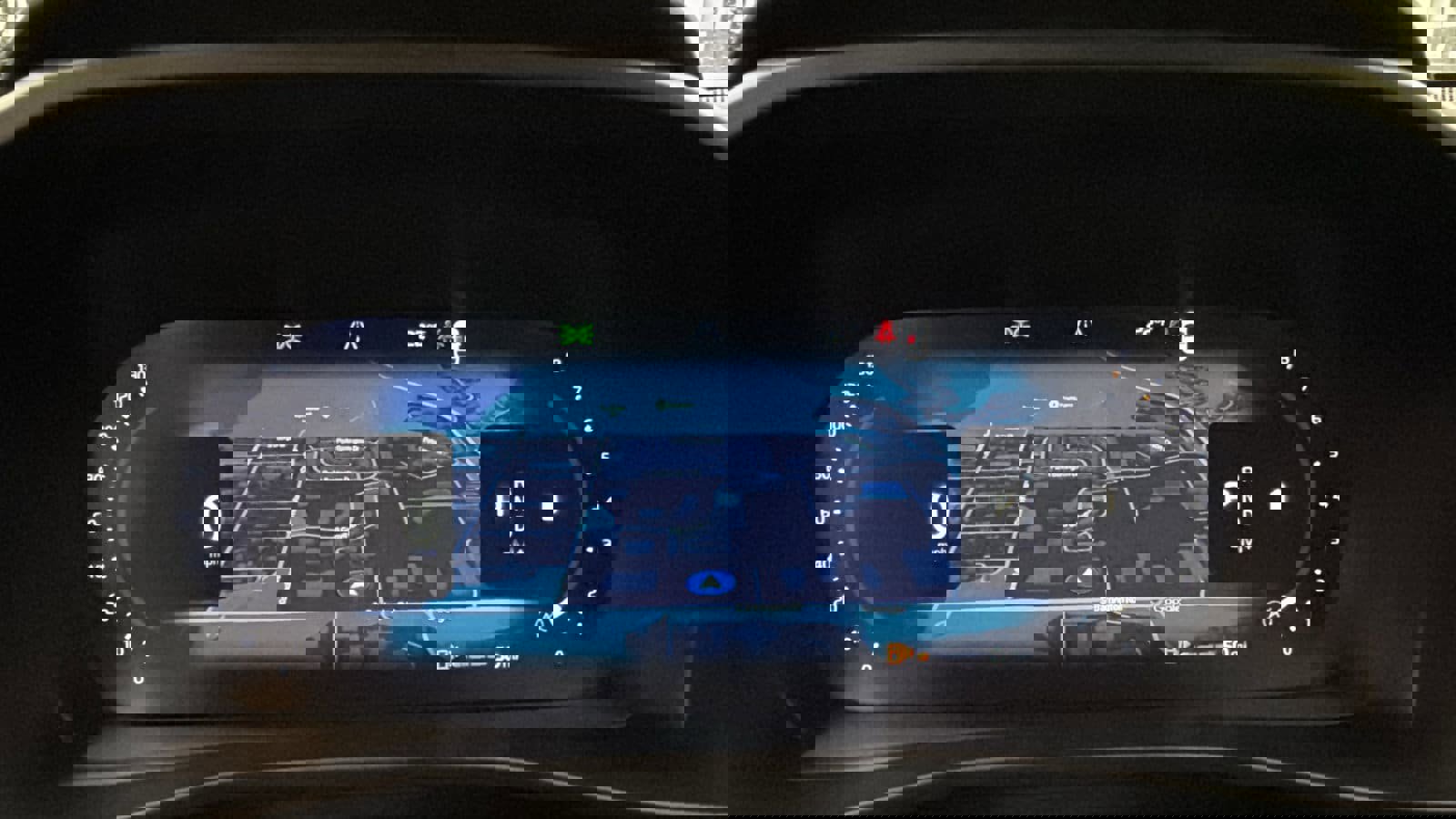 Used 2026 Volvo XC40 B5 Ultra w/ Protection Package Premier image 15