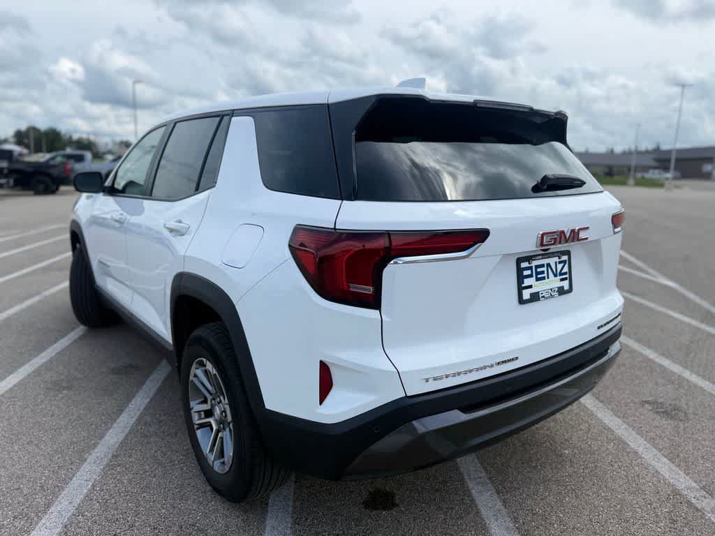 Used 2025 GMC Terrain Elevation AWD/4WD image 5