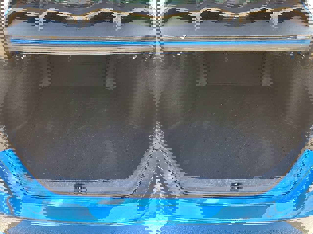 Used 2019 Toyota Camry SE image 9