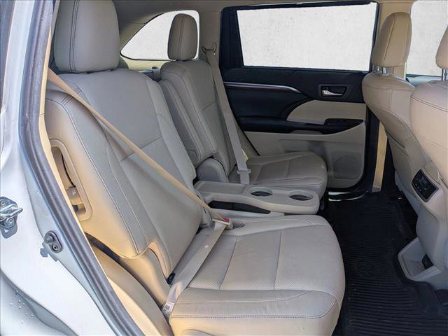 Used 2019 Toyota Highlander Limited AWD/4WD image 21