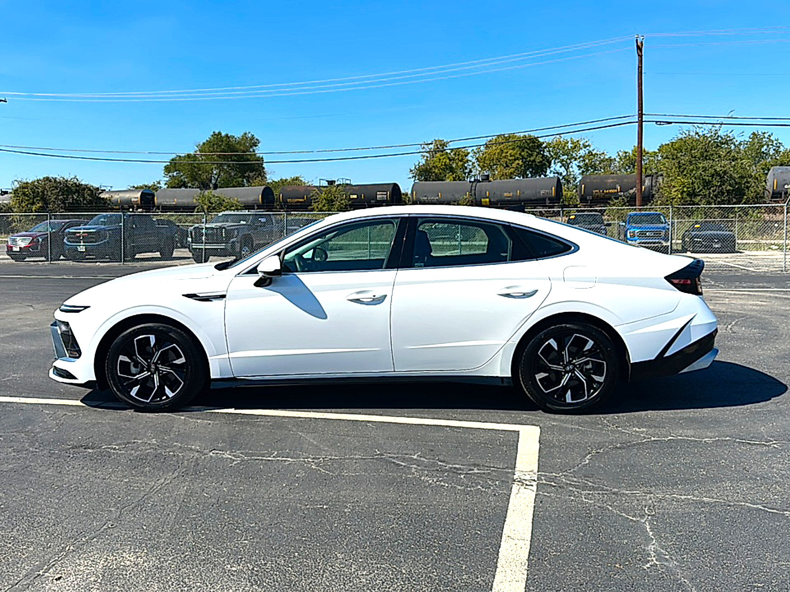 Used 2025 Hyundai Sonata SEL AWD/4WD image 5