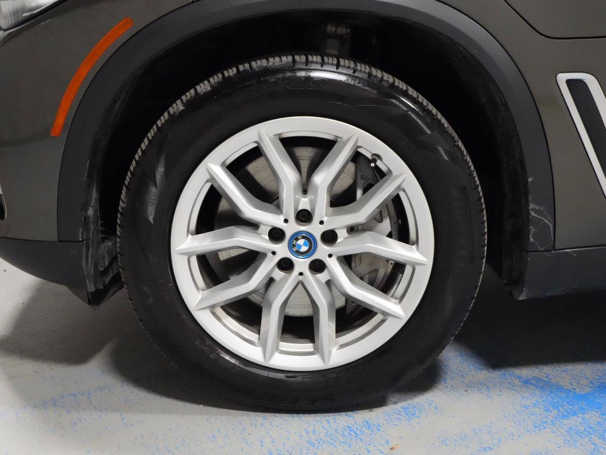 Certified 2023 BMW X5 xDrive45e image 31