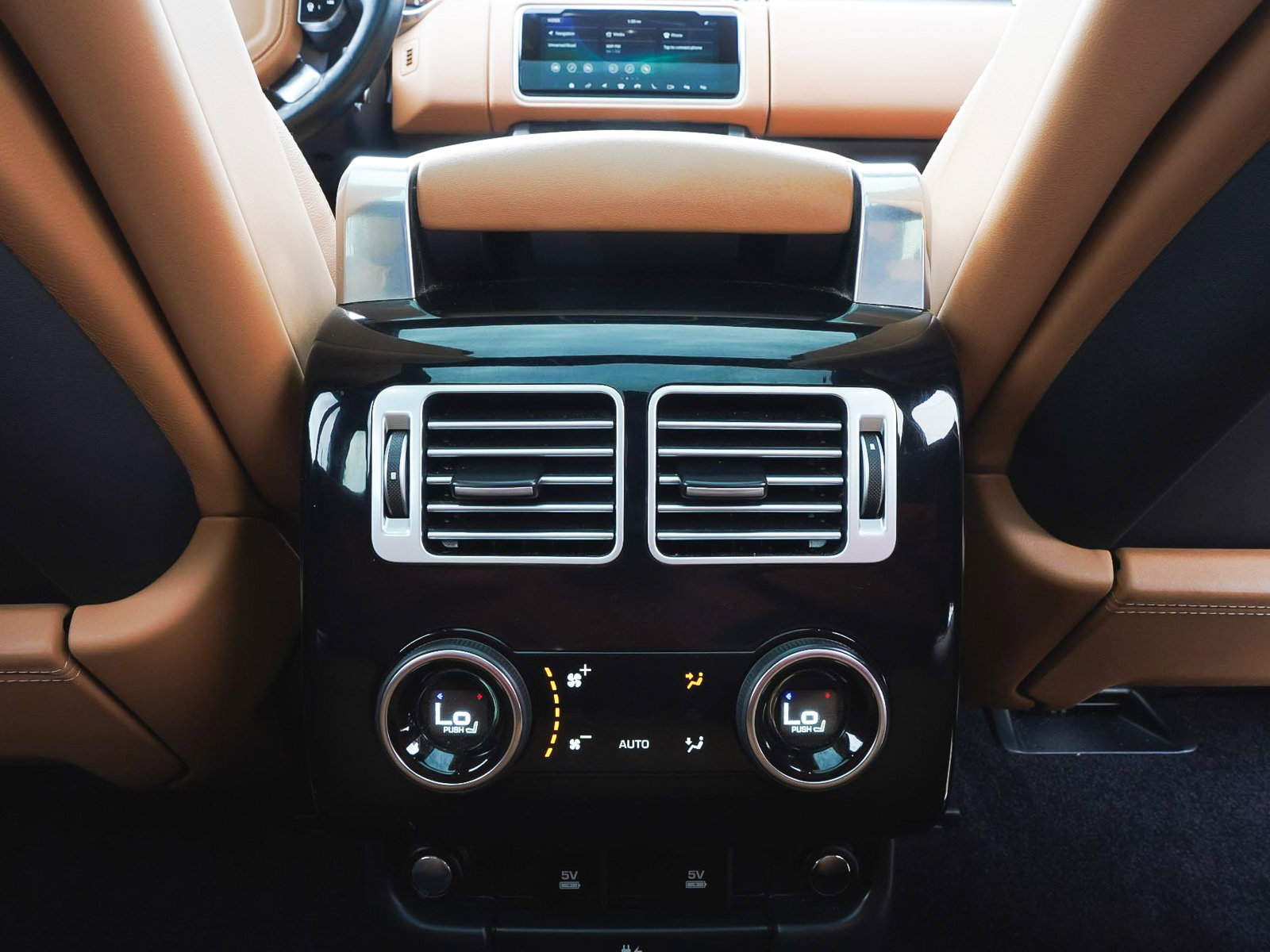 Used 2021 Land Rover Range Rover Autobiography Fifty Edition image 41