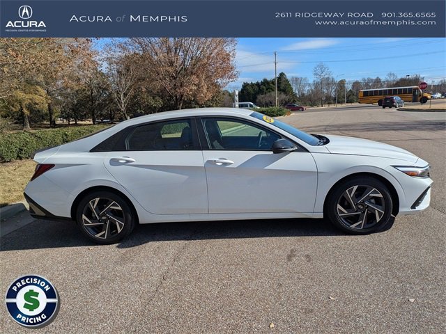 Used 2025 Hyundai Elantra Sport image 7