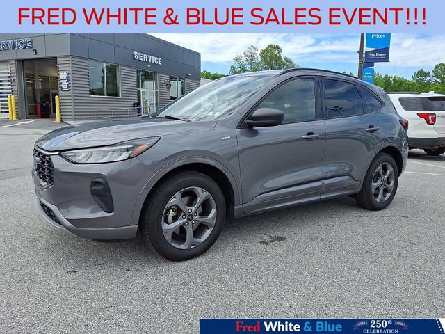 Certified 2024 Ford Escape ST-Line AWD/4WD image 5