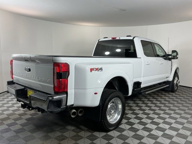 Certified 2025 Ford F450 Lariat w/ FX4 Off-Road Package image 4