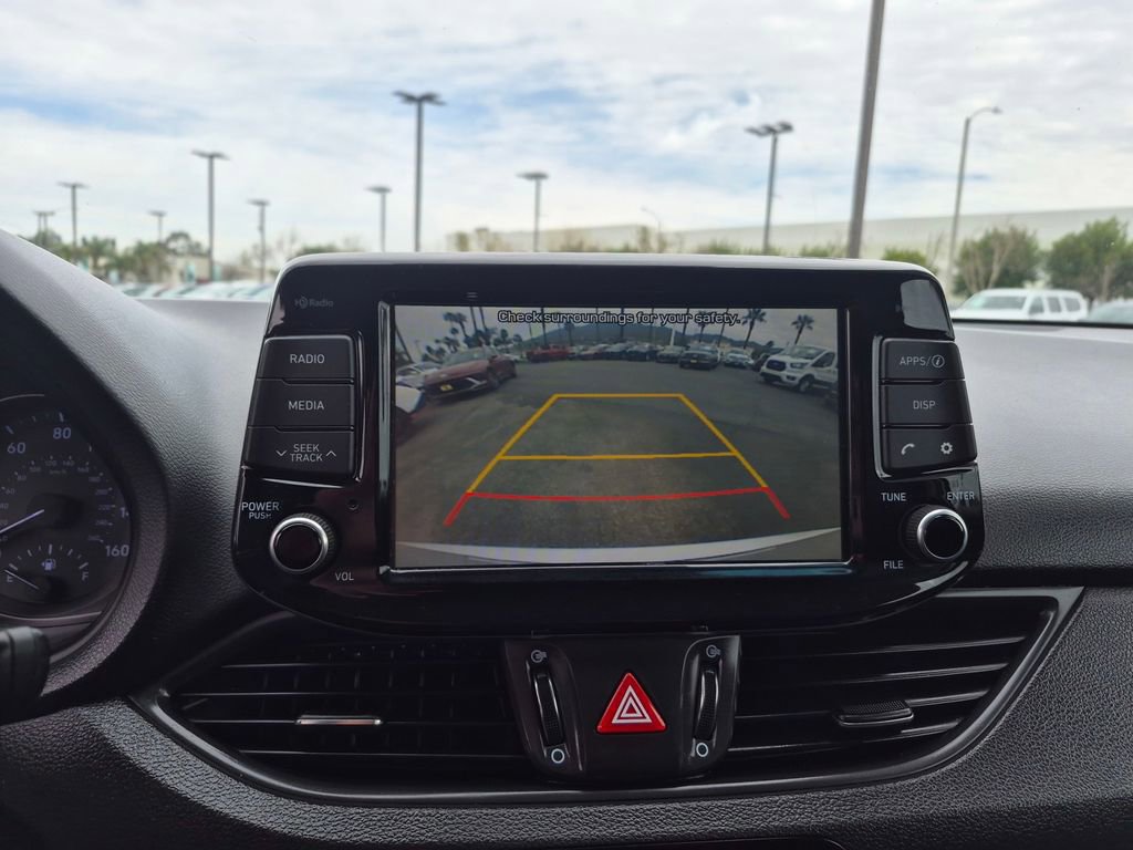 Used 2018 Hyundai Elantra GT image 16