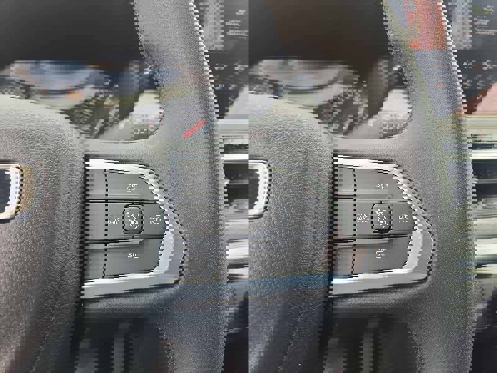 Used 2023 Jeep Compass Latitude image 24