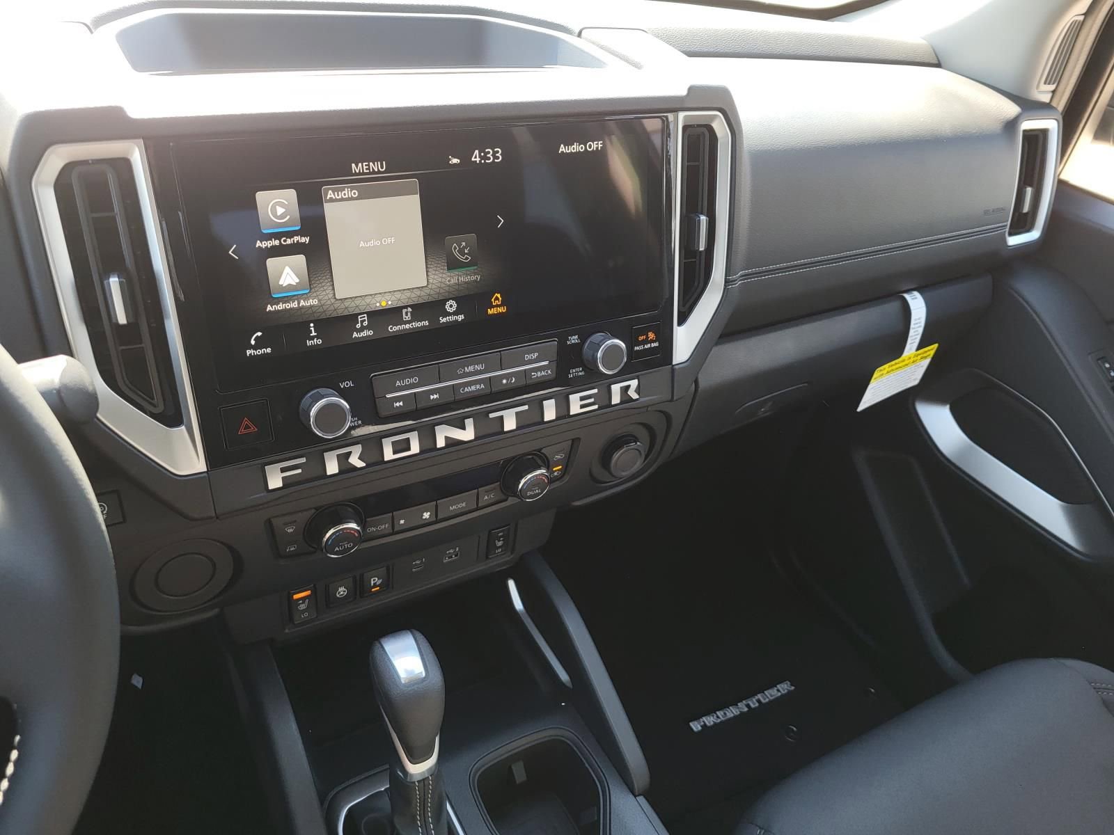 New 2026 Nissan Frontier SV image 3