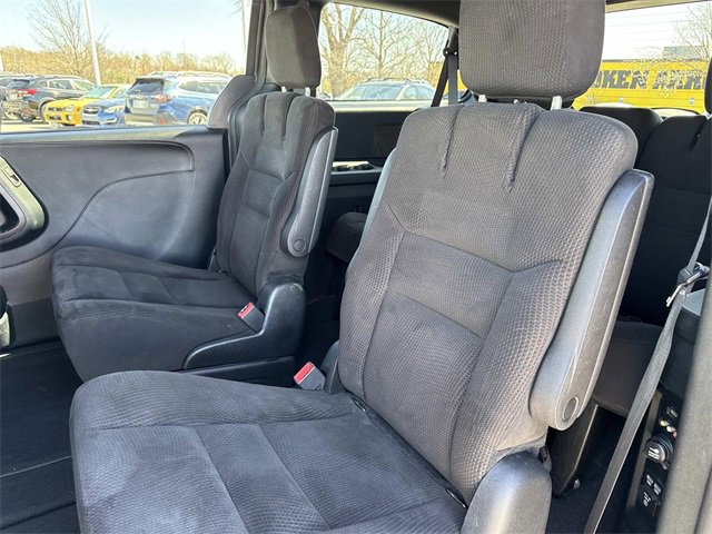 Used 2015 Dodge Grand Caravan SXT w/ Blacktop Package image 15