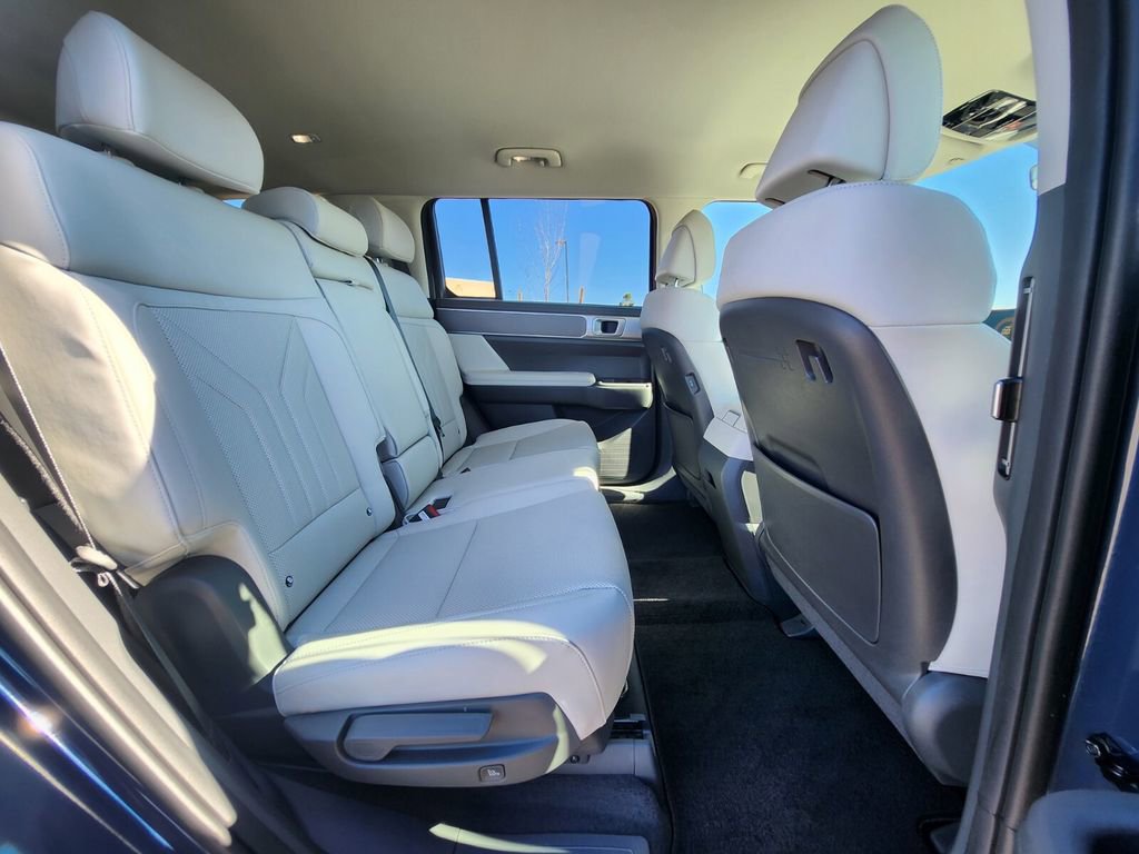 Certified 2026 Hyundai Santa Fe SEL image 12