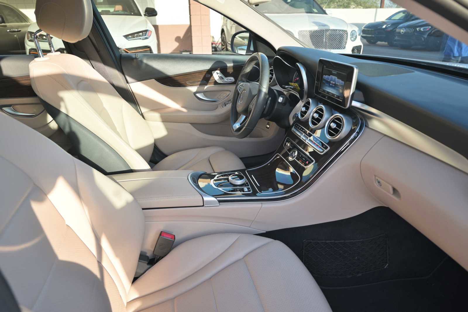 Used 2017 Mercedes-Benz C 300 Sedan image 17
