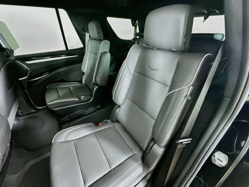 New 2026 Cadillac Escalade Sport w/ Touring Package AWD/4WD image 32