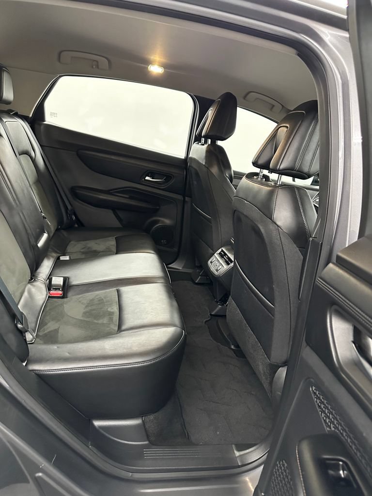Used 2023 Nissan Ariya FWD image 33