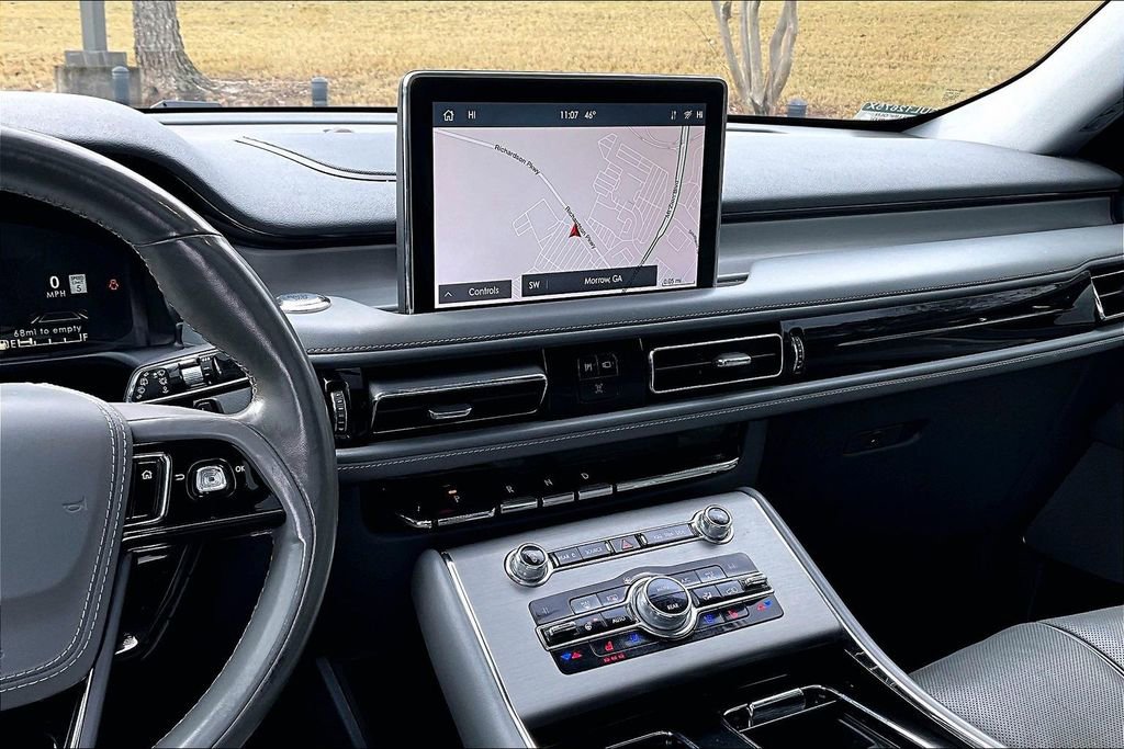 Used 2020 Lincoln Aviator Reserve w/ Equipment Group 202A image 6