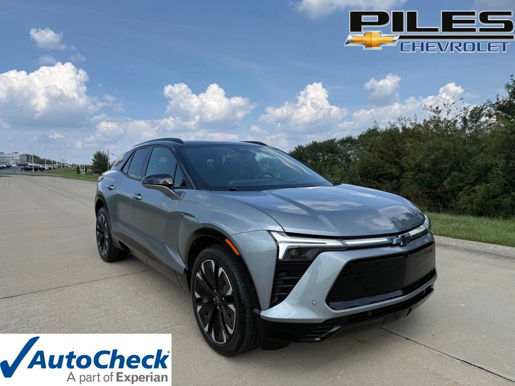 Used 2026 Chevrolet Blazer EV RS w/ Super Cruise Package AWD/4WD image 1