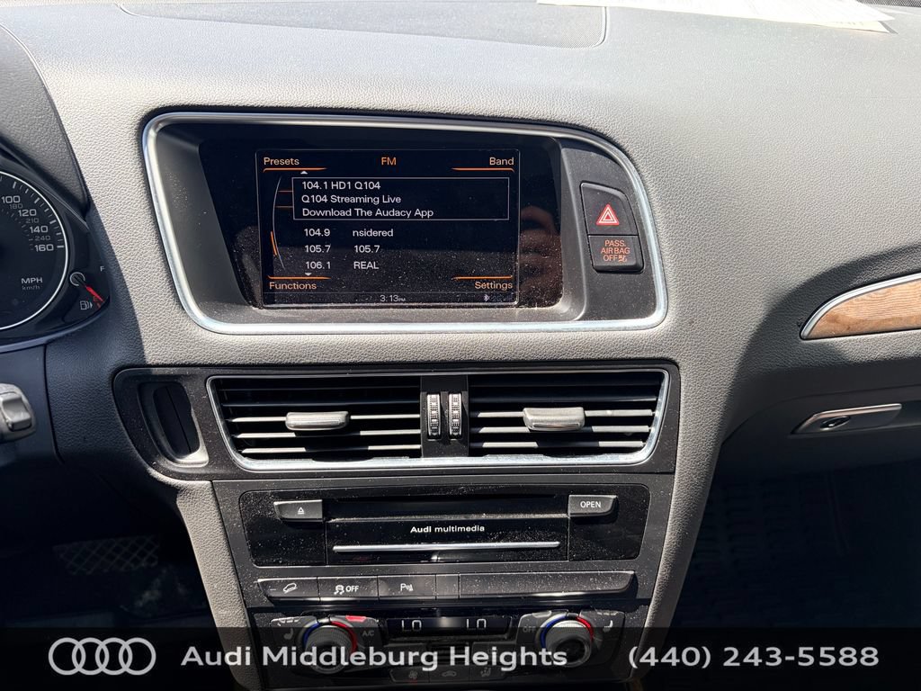 Used 2016 Audi Q5 2.0T Premium Plus w/ Technology Package AWD/4WD image 18