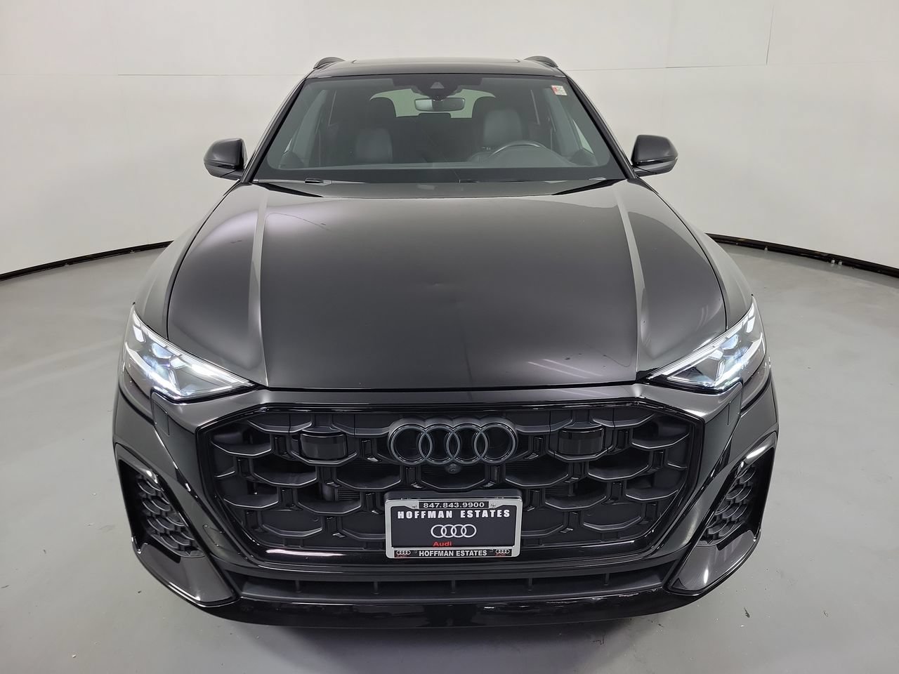 Used 2025 Audi Q8 Premium Plus w/ Premium Plus Package AWD/4WD image 3