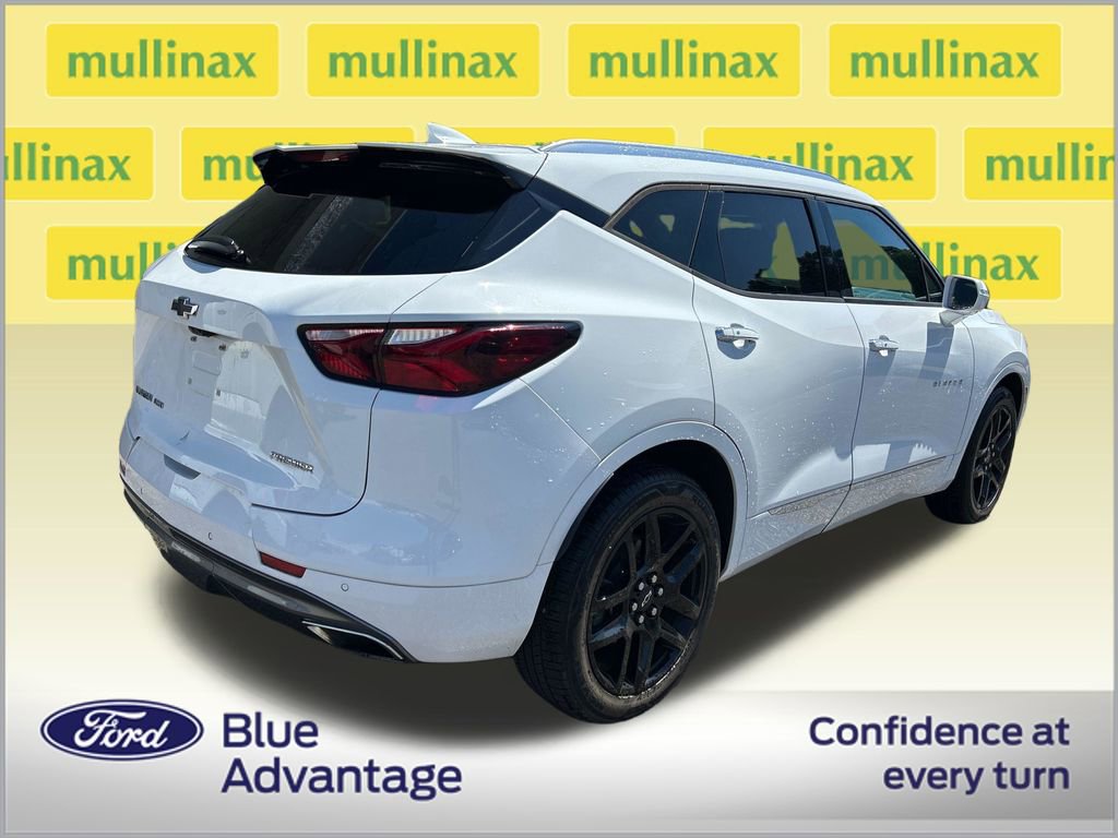 Used 2019 Chevrolet Blazer Premier w/ Driver Confidence II Package AWD/4WD image 2