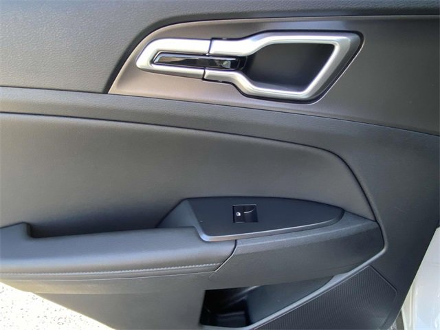 New 2026 Kia Sportage EX w/ EX Panorama Roof Package image 12