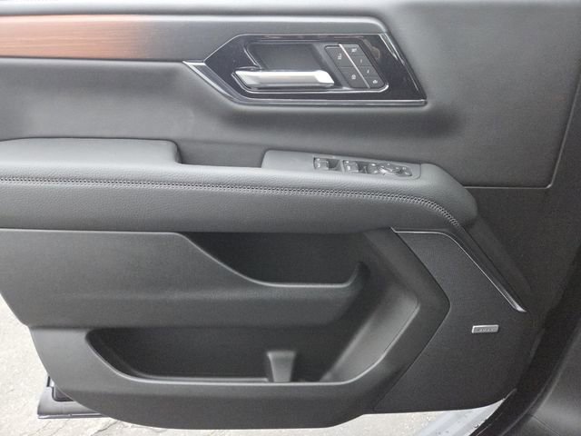 New 2026 GMC Yukon XL Denali w/ Sun & Power Step Package image 39