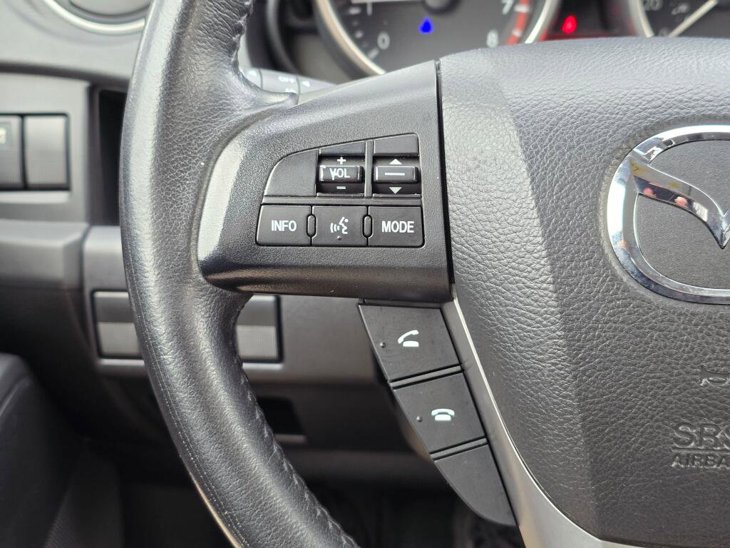Used 2013 MAZDA MAZDA5 Touring w/ Moonroof & Audio Pkg image 31