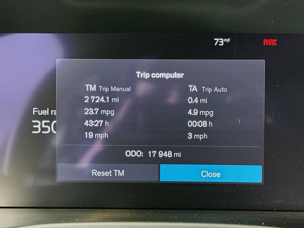 Used 2023 Volvo XC40 B5 Ultimate w/ Protection Package Premier image 12