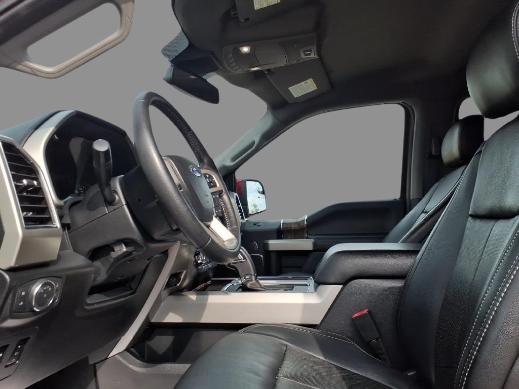 Used 2019 Ford F150 Lariat RWD image 19