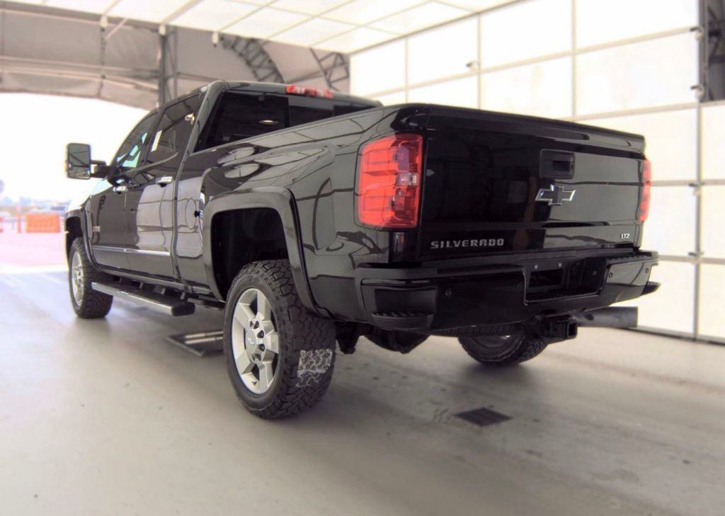 Used 2016 Chevrolet Silverado 2500 LTZ w/ Duramax Plus Package AWD/4WD image 6